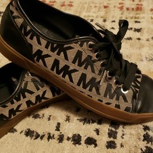Michael Kors womens size 9 sneakers